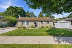 351 Briarhill Avenue, London East, ON N5Y 1P1