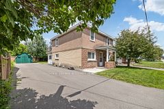 1081 Kenaston Street, Cyrville - Carson Grove - Pineview, ON K1B 3P8