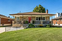 98 Duncombe Drive, Hamilton, ON L9A 2G3