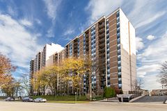 500 Green Road 310, Hamilton, ON L8E 3M6