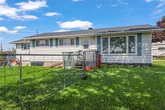 1289 Rosedale Road N, Montague, ON K7A 4S6