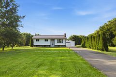 2106 County Road 2 Road, Edwardsburgh/Cardinal, ON K0E 1T1