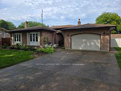 18 Deanna Crescent, St. Catharines, ON L2N 6R9