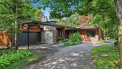 20 Fairhaven Way, Manor Park - Cardinal Glen and Area, ON K1K 0R3