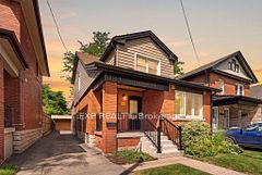 156 Park Row S, Hamilton, ON L8K 2J8