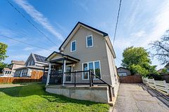 372 Third Avenue E, North Bay, ON P1B 1M6