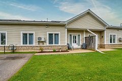 760 Woodhill Drive 102, Centre Wellington, ON N1M 3W5