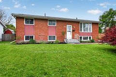 14 Chesterfield Drive, Loyalist, ON K7N 1M2
