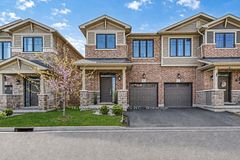 35 Pelican Lane, Hamilton, ON L8K 0A4