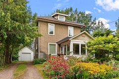 348 Esther Street, Pembroke, ON K8A 3C8