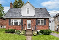 174 Sophia Street, Peterborough, ON K9H 1E5