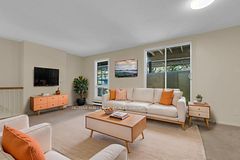 702 Tanguay Court 29, Kanata, ON K2L 3X2