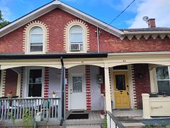 40 Parkhill Road, Cambridge, ON N1R 1P4