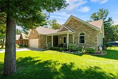 10011 Jenna Road, Lambton Shores, ON N0M 1T0