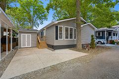 22790 Amiens Road 56, Middlesex Centre, ON N0L 1R0