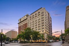 909-112 King Street E, Hamilton, ON L8N 1A8