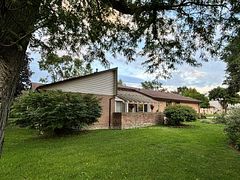 60 Fiddlers Green Road 40, London North, ON N6H 4S7