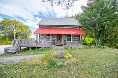 8744 Highway 60 Highway, North Algona Wilberforce, ON K0J 1T0