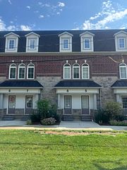 677 Park Road N 6, Brantford, ON N3R 0C2