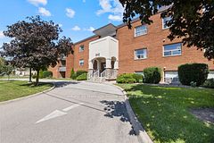242 Oakdale Avenue, St. Catharines, ON L2P 3K5