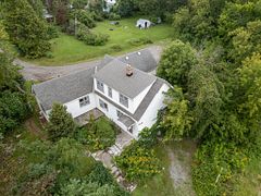 294 Moira Street E, Belleville, ON K8P 2T1