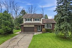 8 Jessie Drive, Perth, ON K7H 3J1