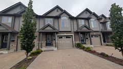 3400 Castle Rock Place 104, London South, ON N6L 0E4