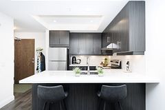 30 Hamilton Street S 201, Hamilton, ON L8B 1V8