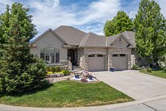 1130 Mike Weir Drive 71, Sarnia, ON N0N 1C0