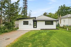 417 County Road 28, Prince Edward County, ON K8P 3J1