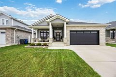 613 Ketter Way, Sarnia, ON N0N 1T0