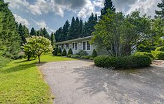 30 Grand Vista Crescent, Wellington North, ON N0G 2L0
