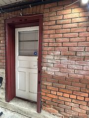 25 Barnesdale Avenue S bsmt, Hamilton, ON L8M 2V1
