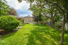 67 Jeffrey Drive, Hamilton, ON L9K 1R8
