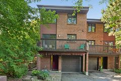 535 Hilson Avenue 4, Westboro - Hampton Park, ON K1Z 6C9