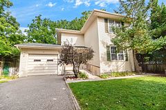 8 Amelia Street, Brant, ON N3L 1Z3