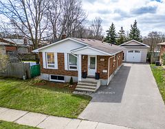 513 Havelock Drive, Waterloo, ON N2L 4N8