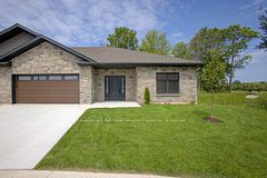 1182 Queen Street 18, Kincardine, ON N2Z 1G4