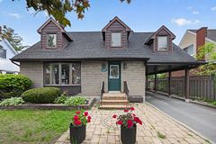 1416 Woodward Avenue, Carlington - Central Park, ON K1Z 7W1