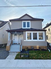 104 Lowell Avenue UPPER LEVEL, St. Catharines, ON L2R 2E2