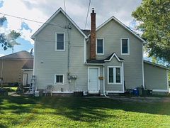 20 Wedsworth Street Apt B, St. Catharines, ON L2T 1H8