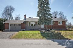 2 Indian Road, Meadowlands - Crestview and Area, ON K2G 1N4