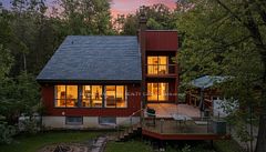 201 Moorhead Drive, Carp - Dunrobin - Huntley - Fitzroy and Area, ON K0A 1X0