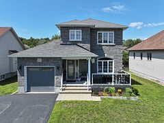 20 Dune Street, Russell, ON K0A 2M0