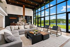 23 Europe Lane, Huntsville, ON P1H 1S2