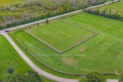 102 Bay Road, Rideau Lakes, ON K0G 1L0