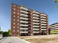 851 Queenston Road 708, Hamilton, ON L8G 1B4