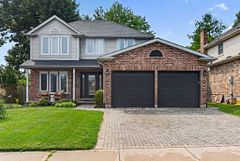 5 Martinet Avenue, London East, ON N5V 4B6