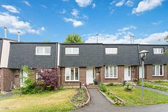 3333 Mccarthy Road 32, Hunt Club - Windsor Park Village and Area, ON K1V 9X5