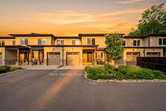 9 Horizon Lane, Huntsville, ON P1H 0G6